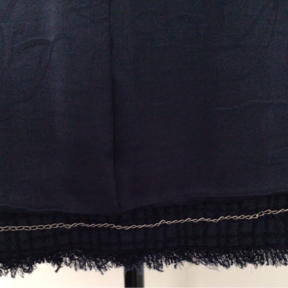 CHANEL Navy-Black Jacket 42 FR (8-10 US) As New - Picture 5 of 6
